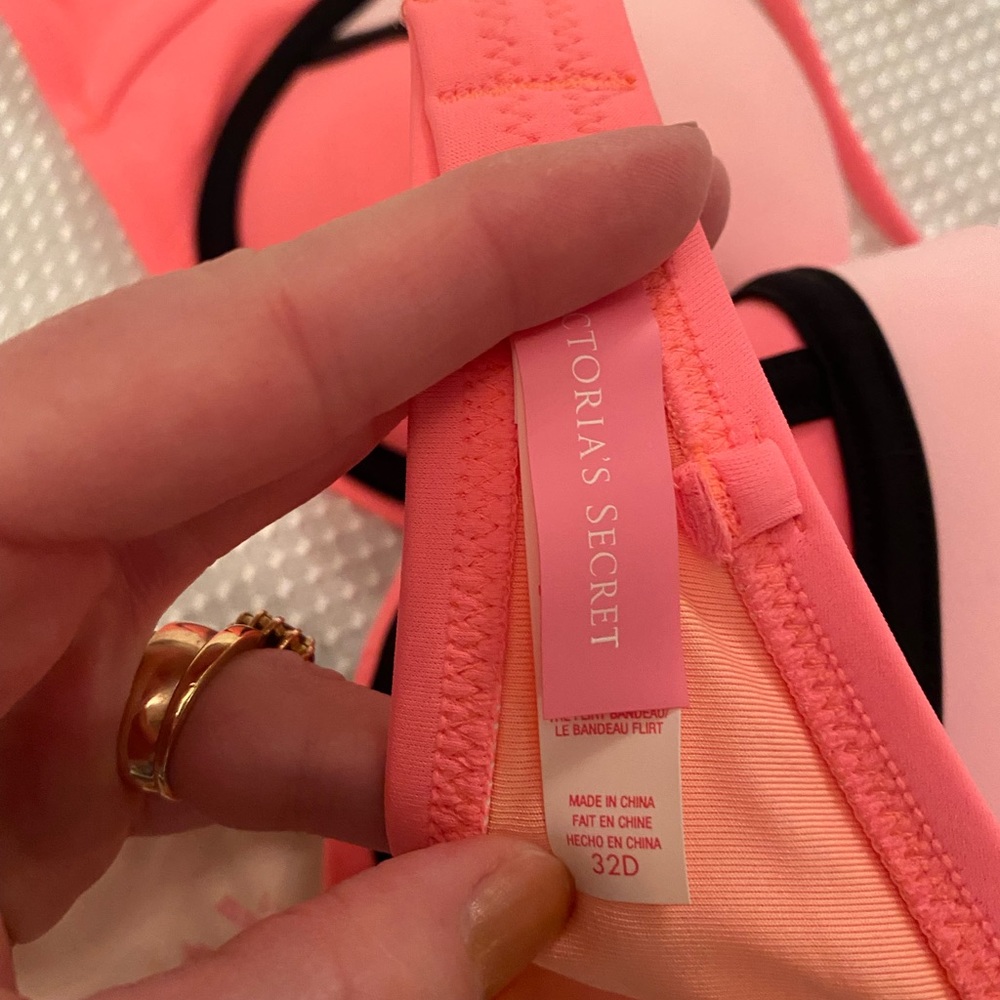 Victoria Secret Bikini 👙 - Picture 3 of 5